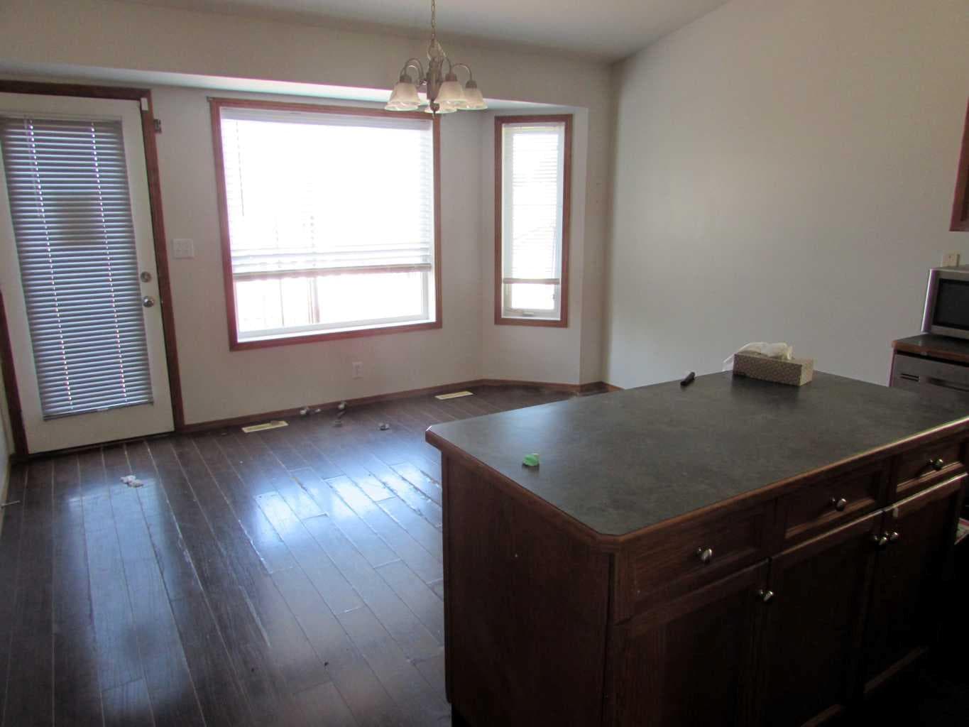 5204 Landsdowne Avenue — photo 5