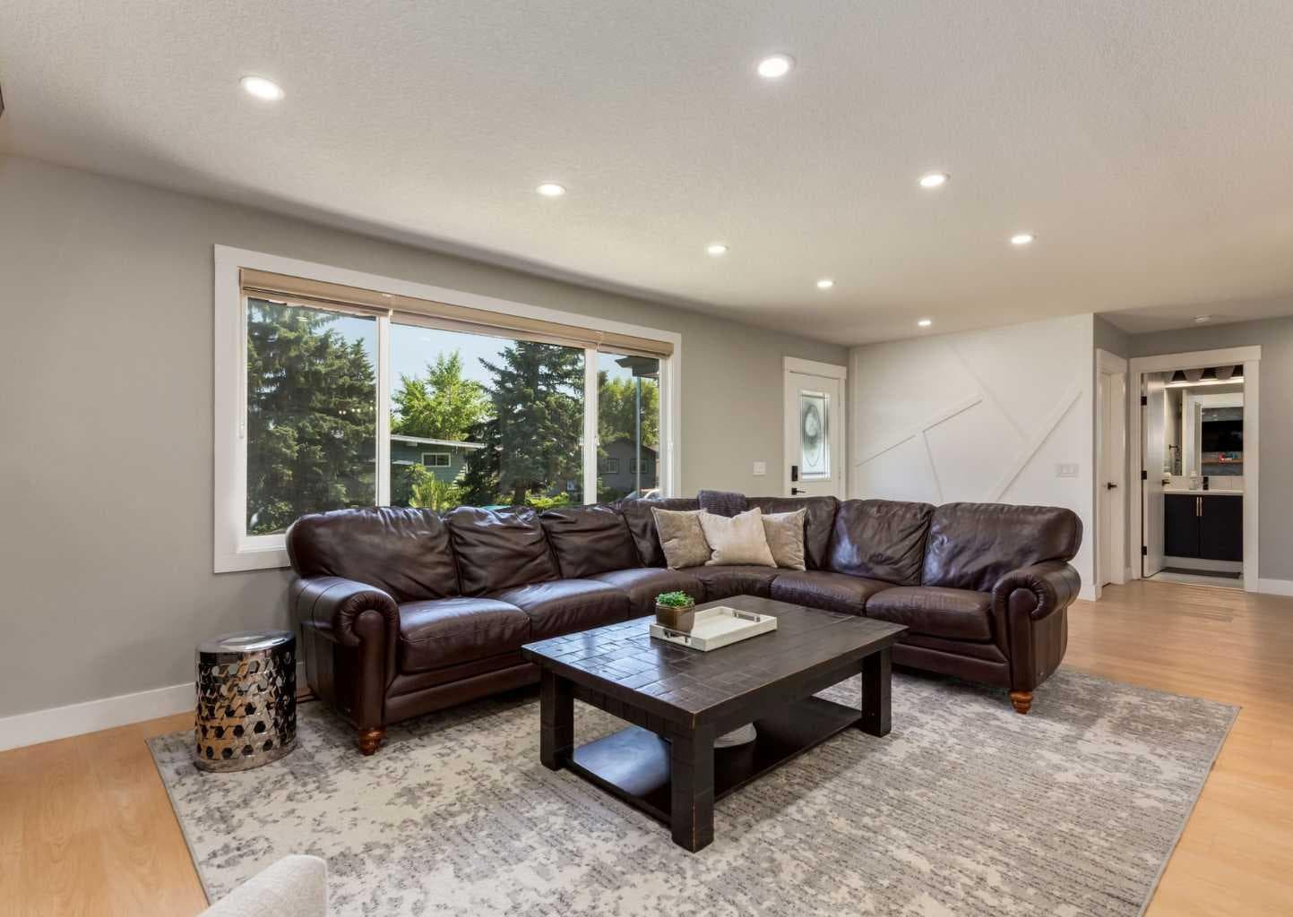 4627 Verona Drive NW — photo 5