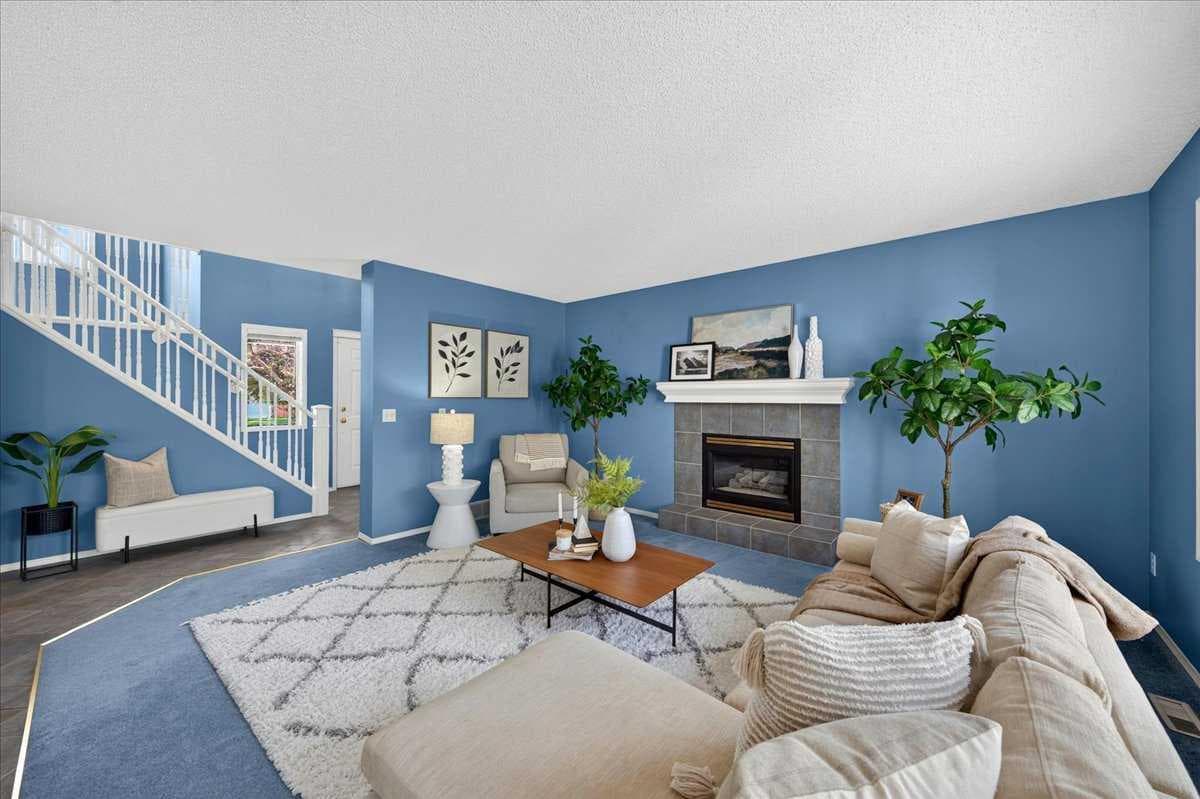 232 Douglas Glen Close SE — photo 5