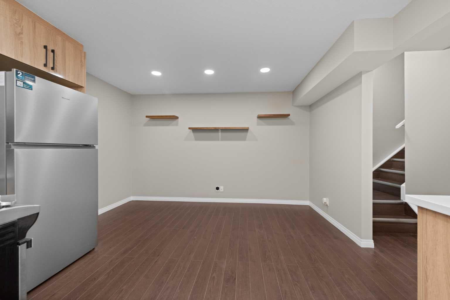 7 Panora Square NW — photo 4