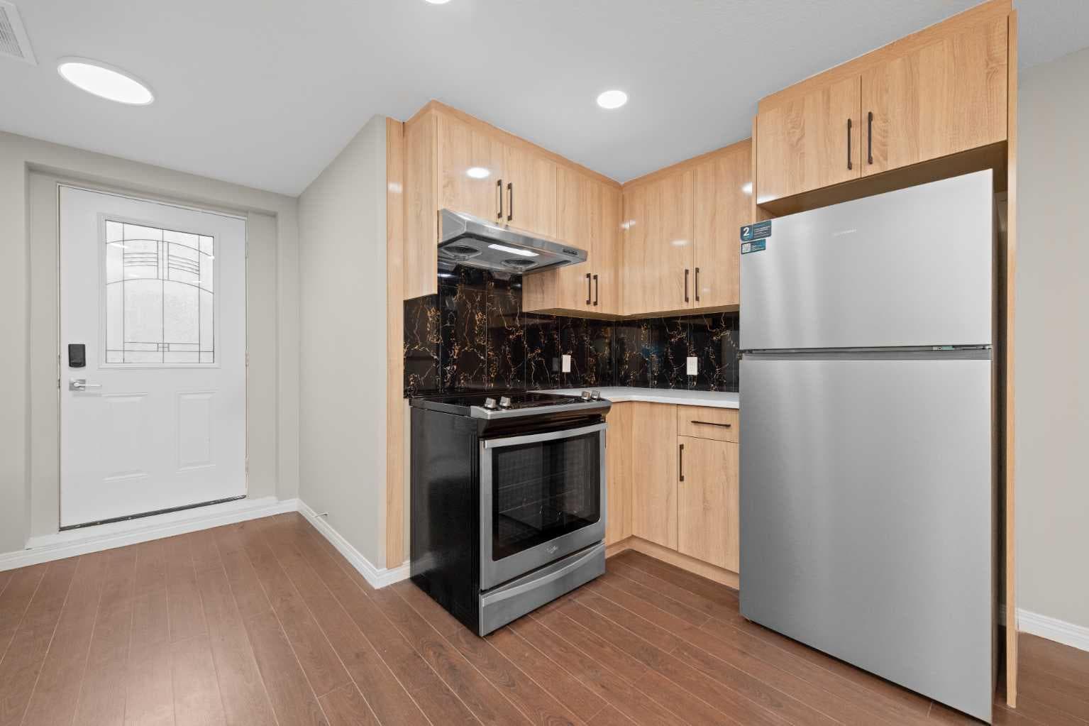 7 Panora Square NW — photo 5