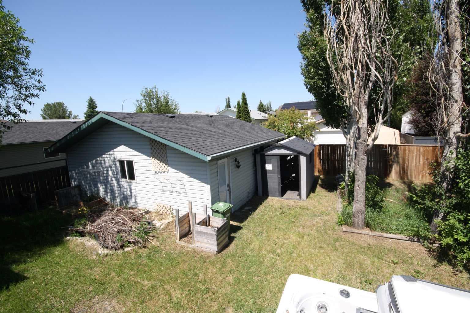209 Strathaven Bay — photo 4