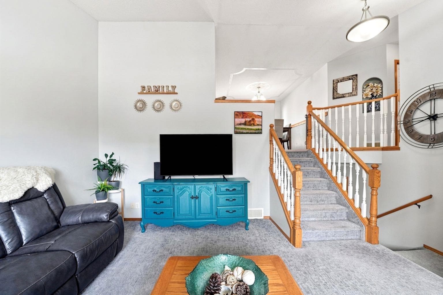 155 Lampard Crescent — photo 5