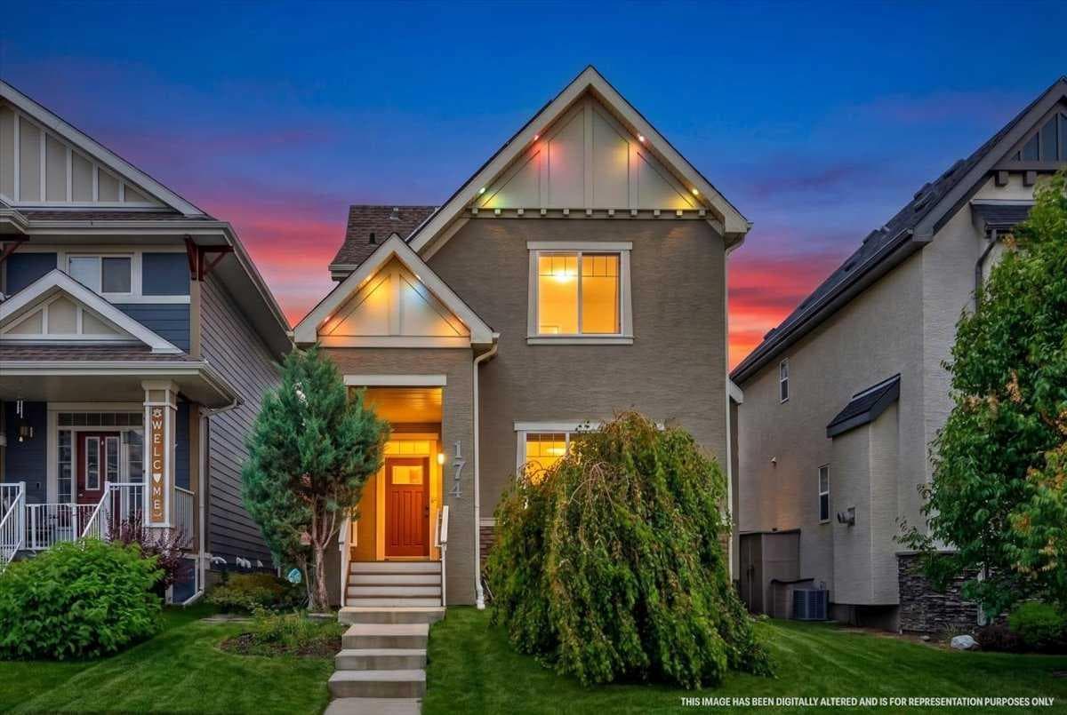 174 Mahogany Heights SE — photo 1