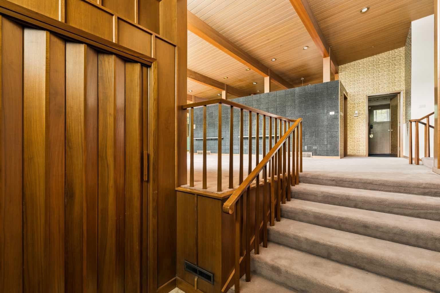 53 Massey Place SW — photo 2