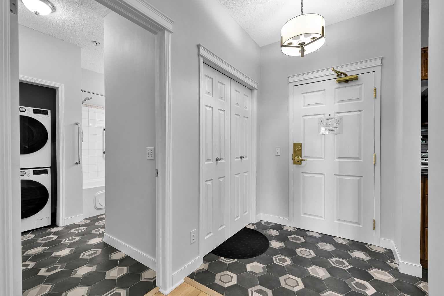 321, 5201 Dalhousie Drive NW — photo 3