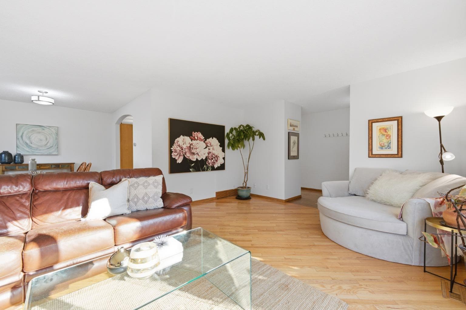 6016 Dalcastle Crescent NW — photo 5
