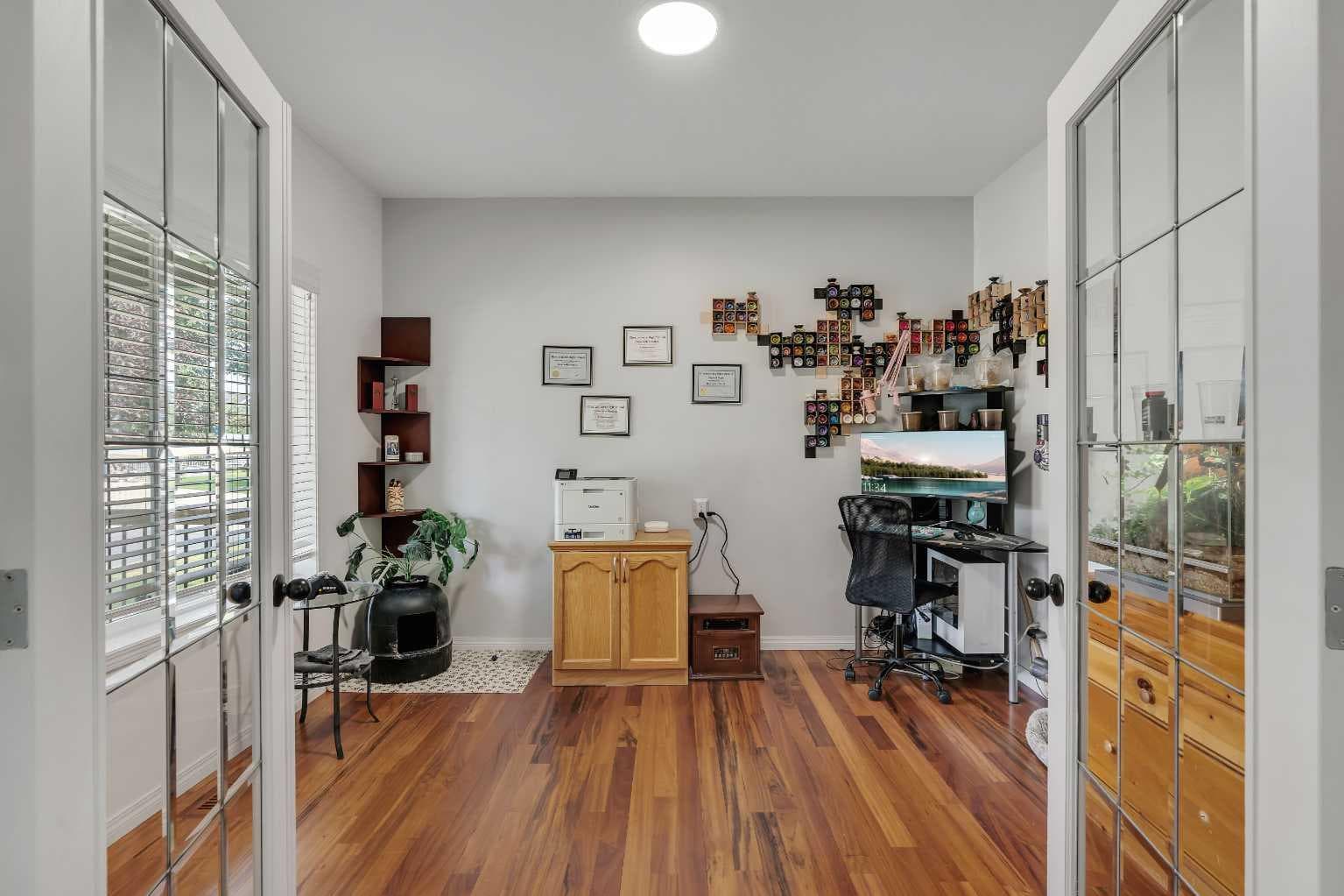 54 Thomas Street NW — photo 4