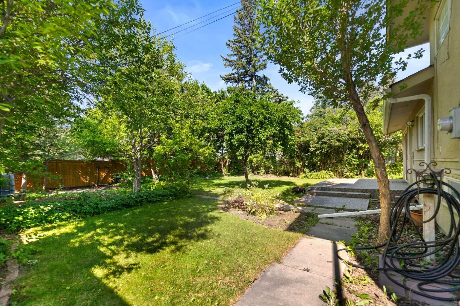 21 Roseview Drive NW — photo 4