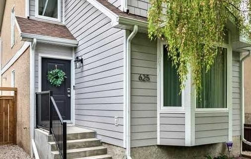 625 13 Avenue NE — photo 3