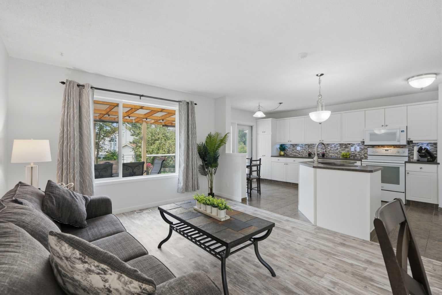 218 Bridlewood Place SW — photo 5