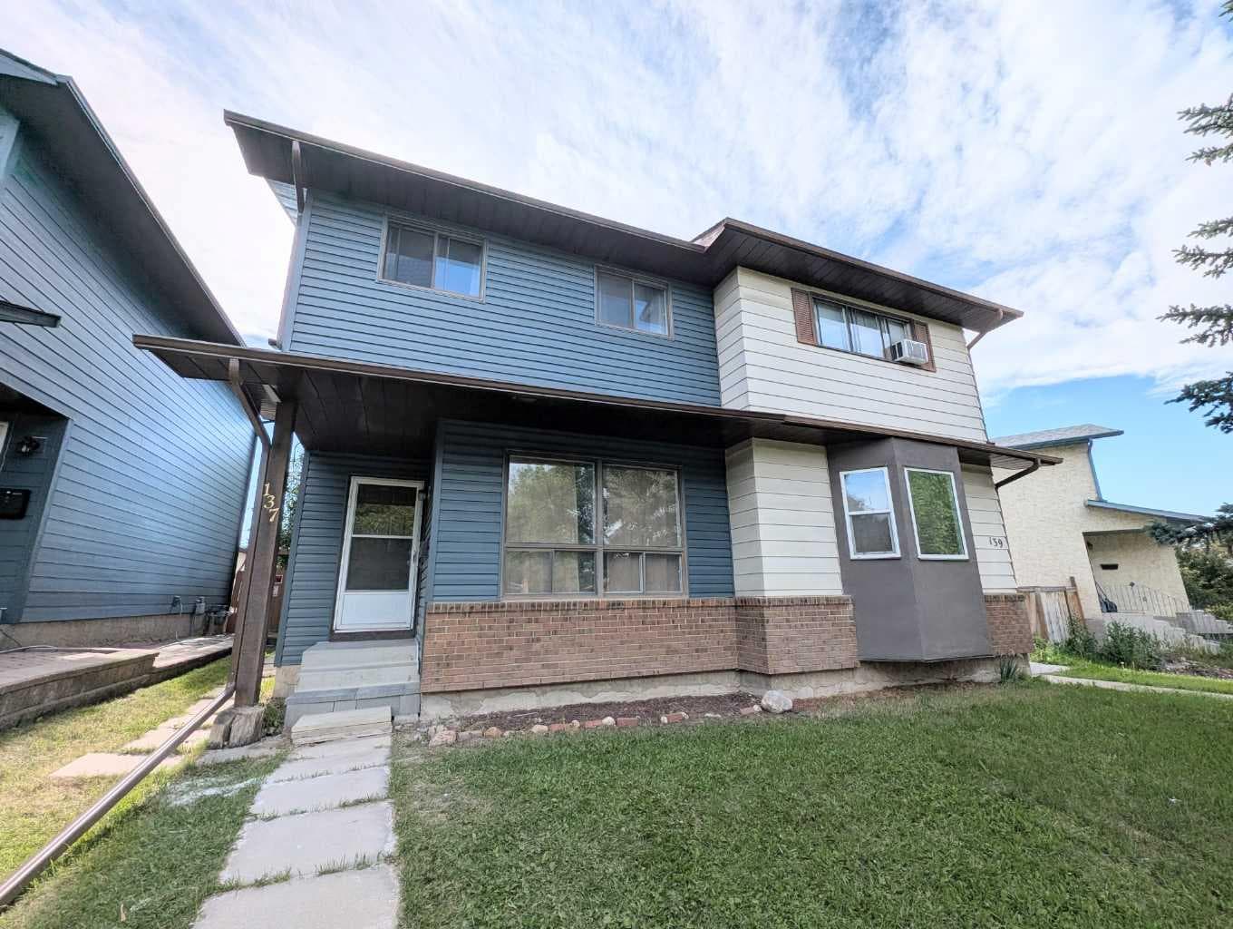 137 Bermuda Drive NW — photo 1