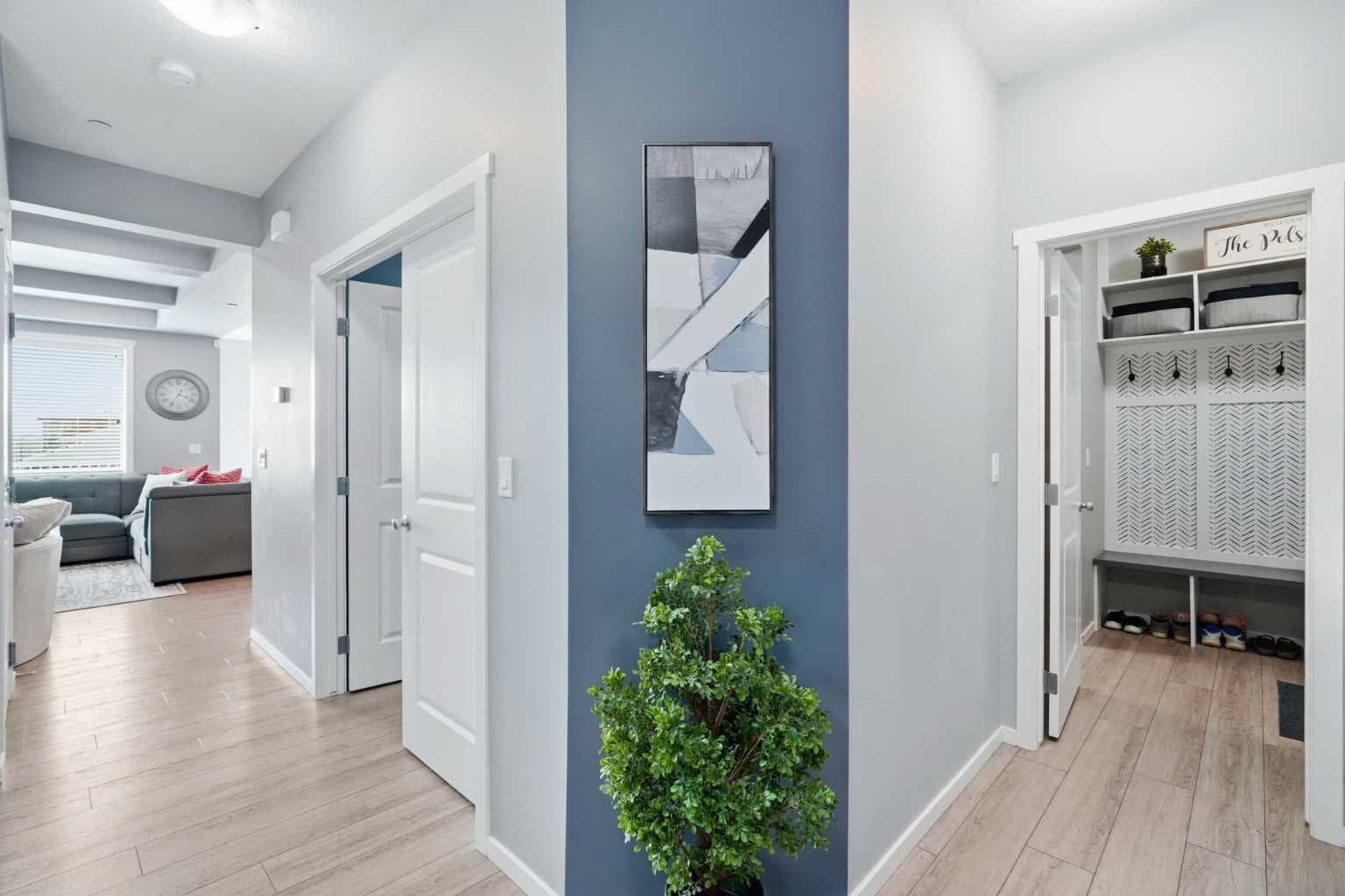 206 Lucas Crescent NW — photo 4