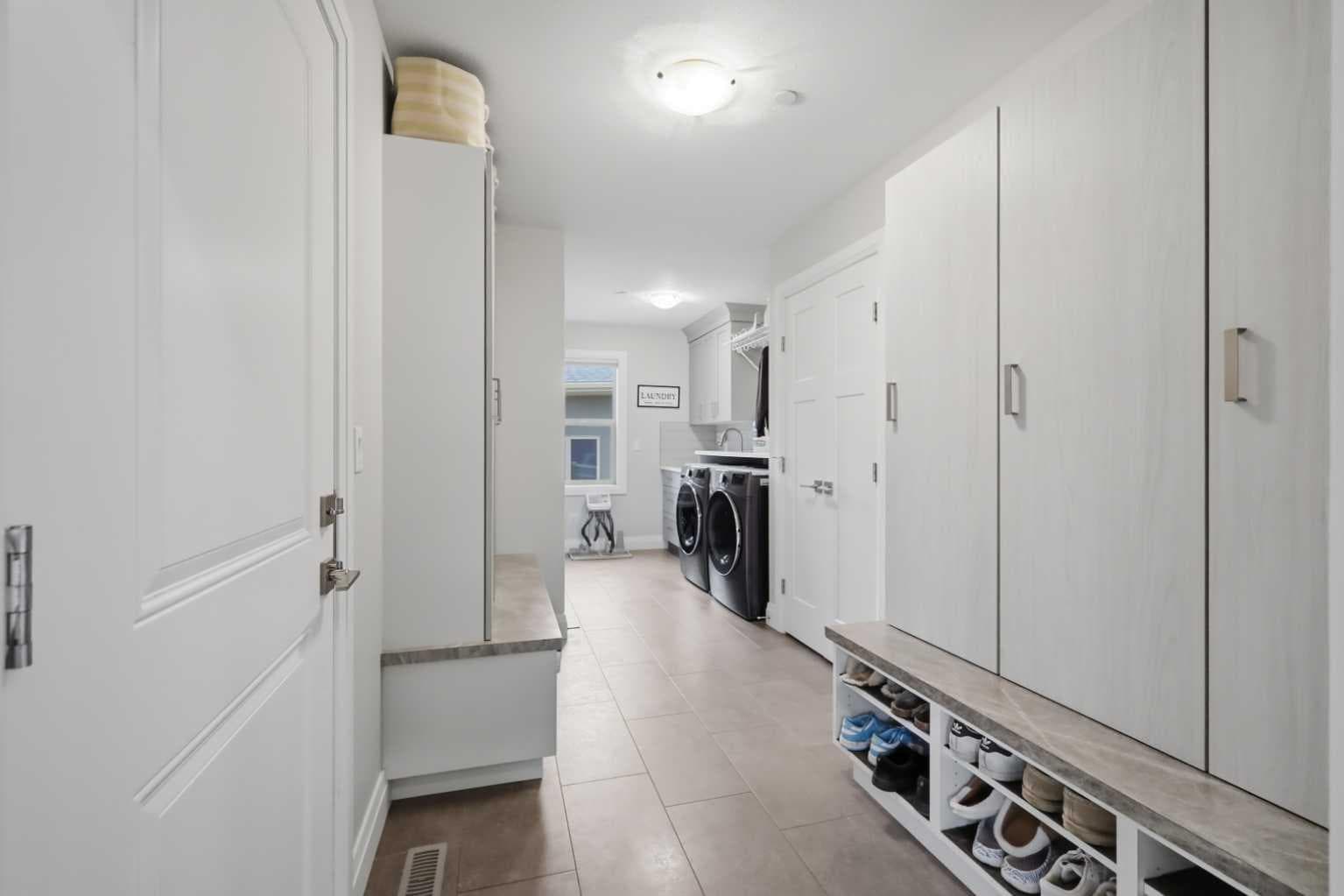 1 Meadow Close — photo 3