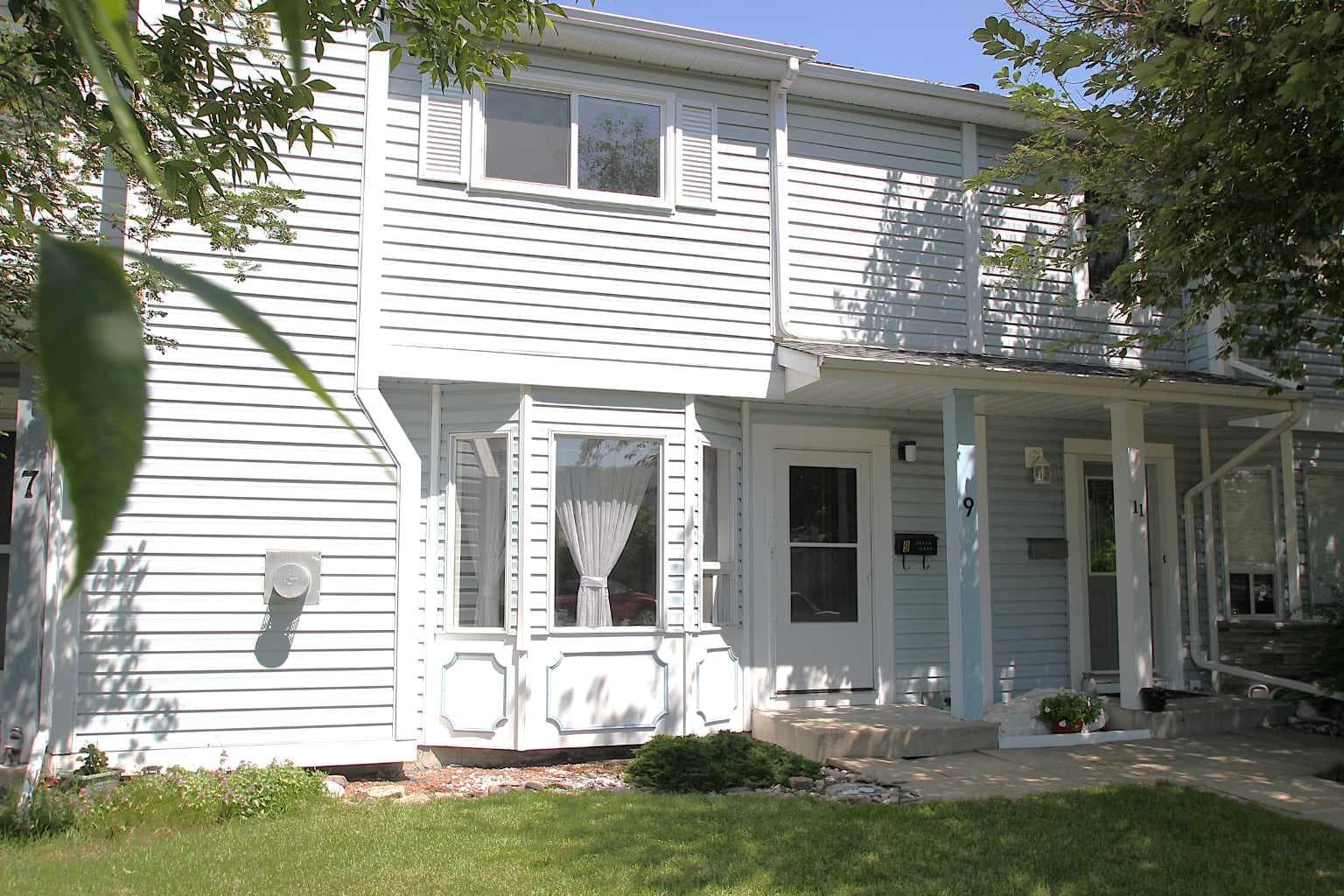 9 Greig Close — photo 1