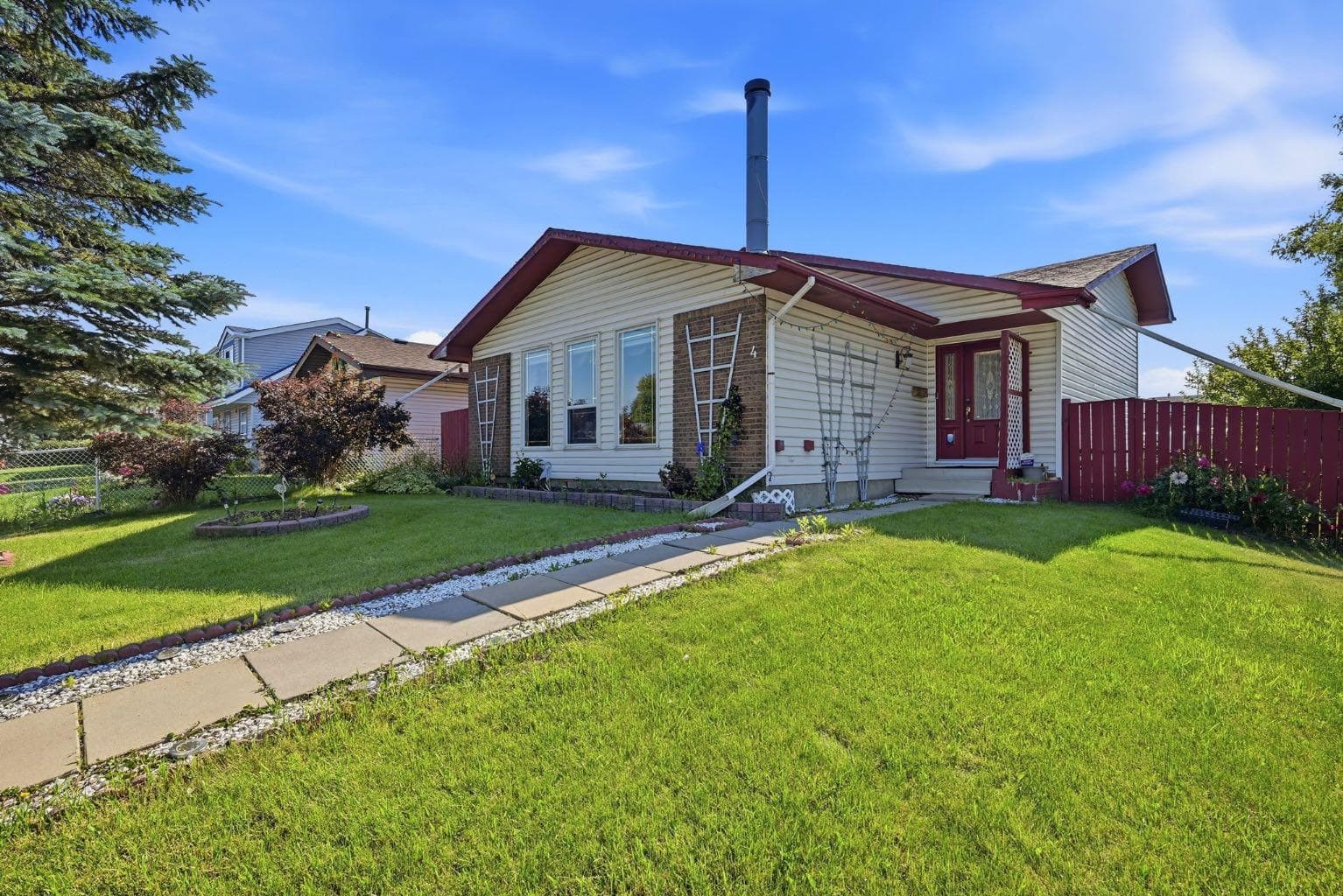 4 Fallswater Road NE — photo 3