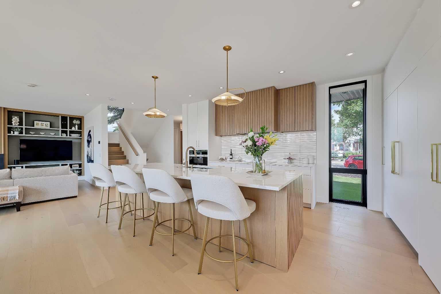 159 Rosery Drive NW — photo 5