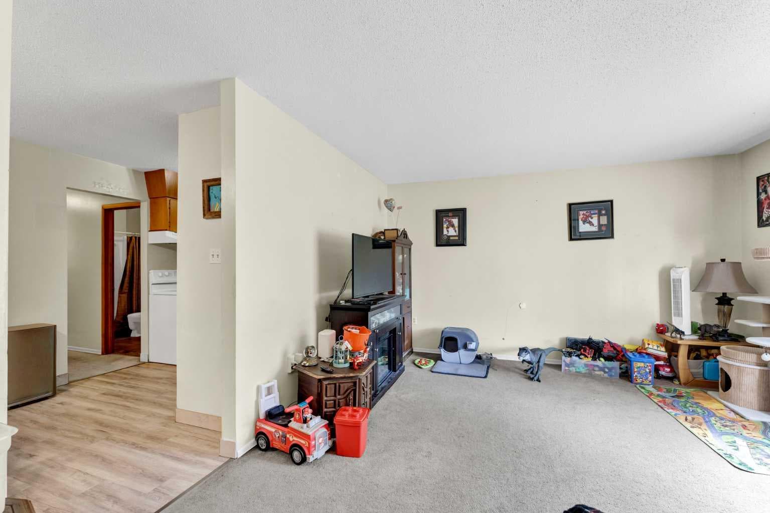 662/664 1 Street SW — photo 3