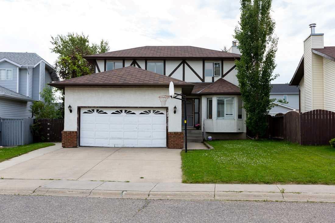 89 Athabasca Crescent — photo 1