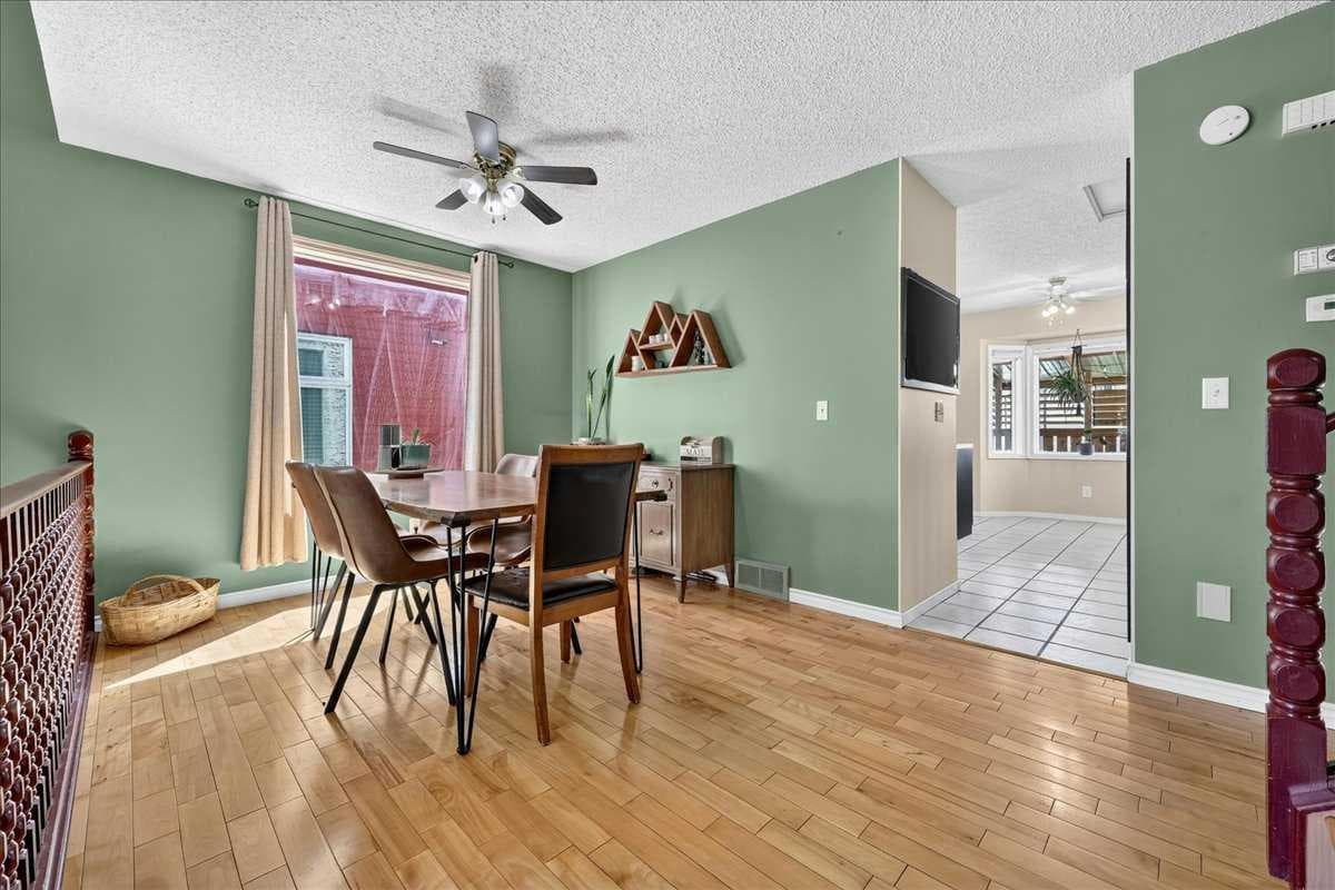 172 Whitehaven Road NE — photo 4
