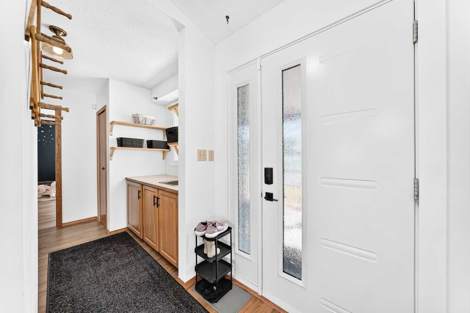 112173 2253 Drive E — photo 5