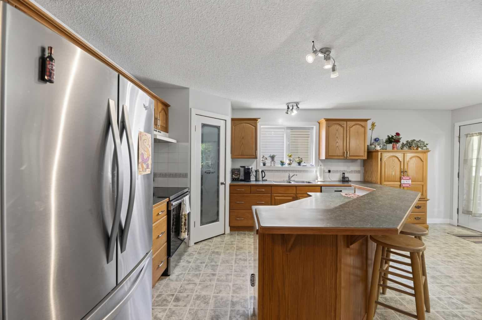 1514 Mary Place — photo 5