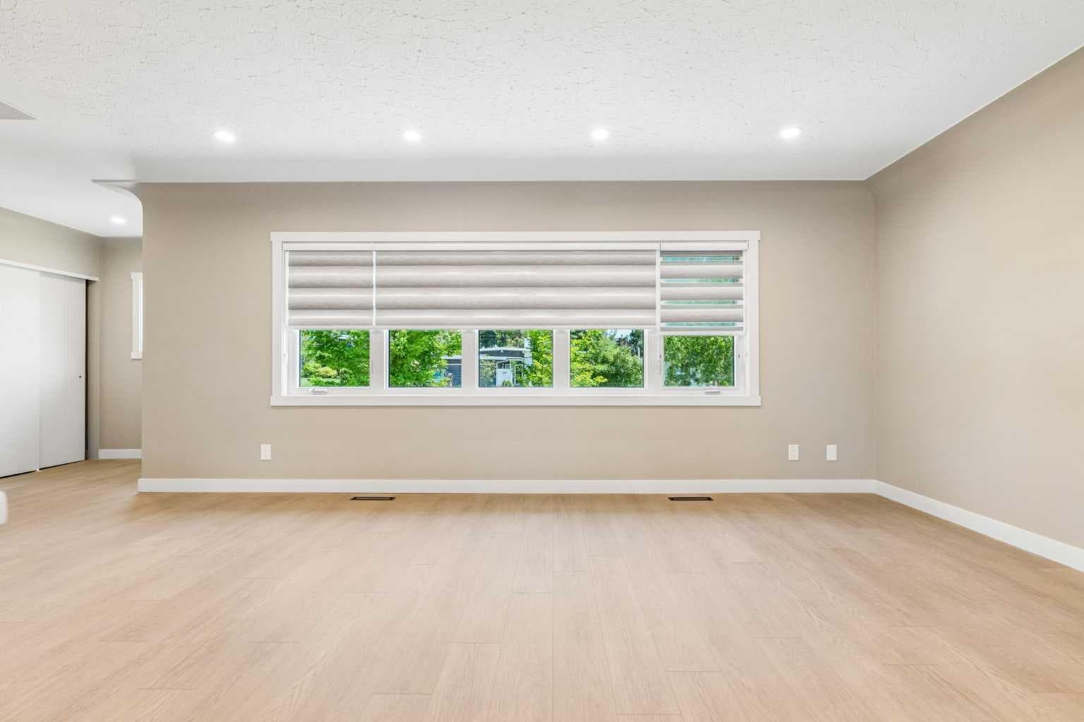4319 19 Street NW — photo 3