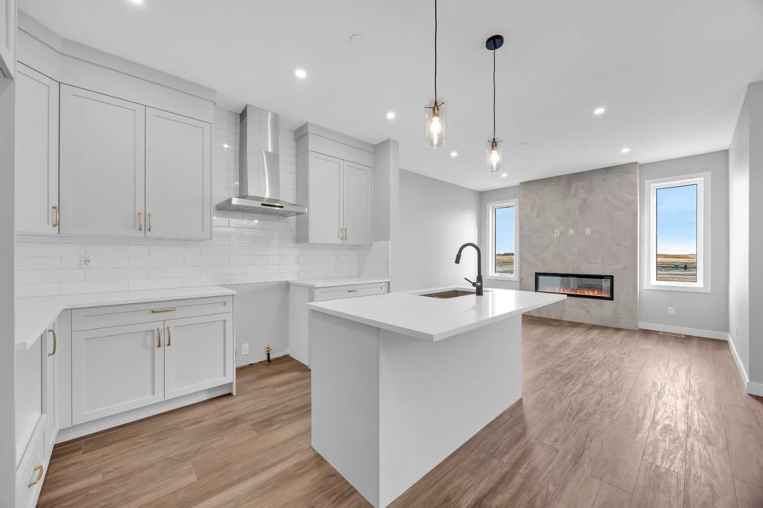 553 Hotchkiss Drive SE — photo 4