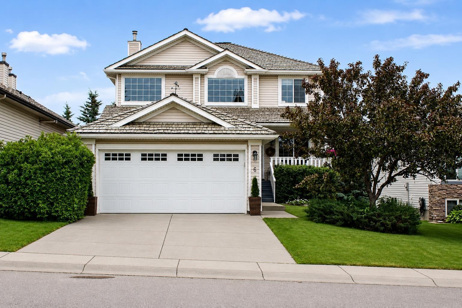 6 Gleneagles Terrace — photo 1