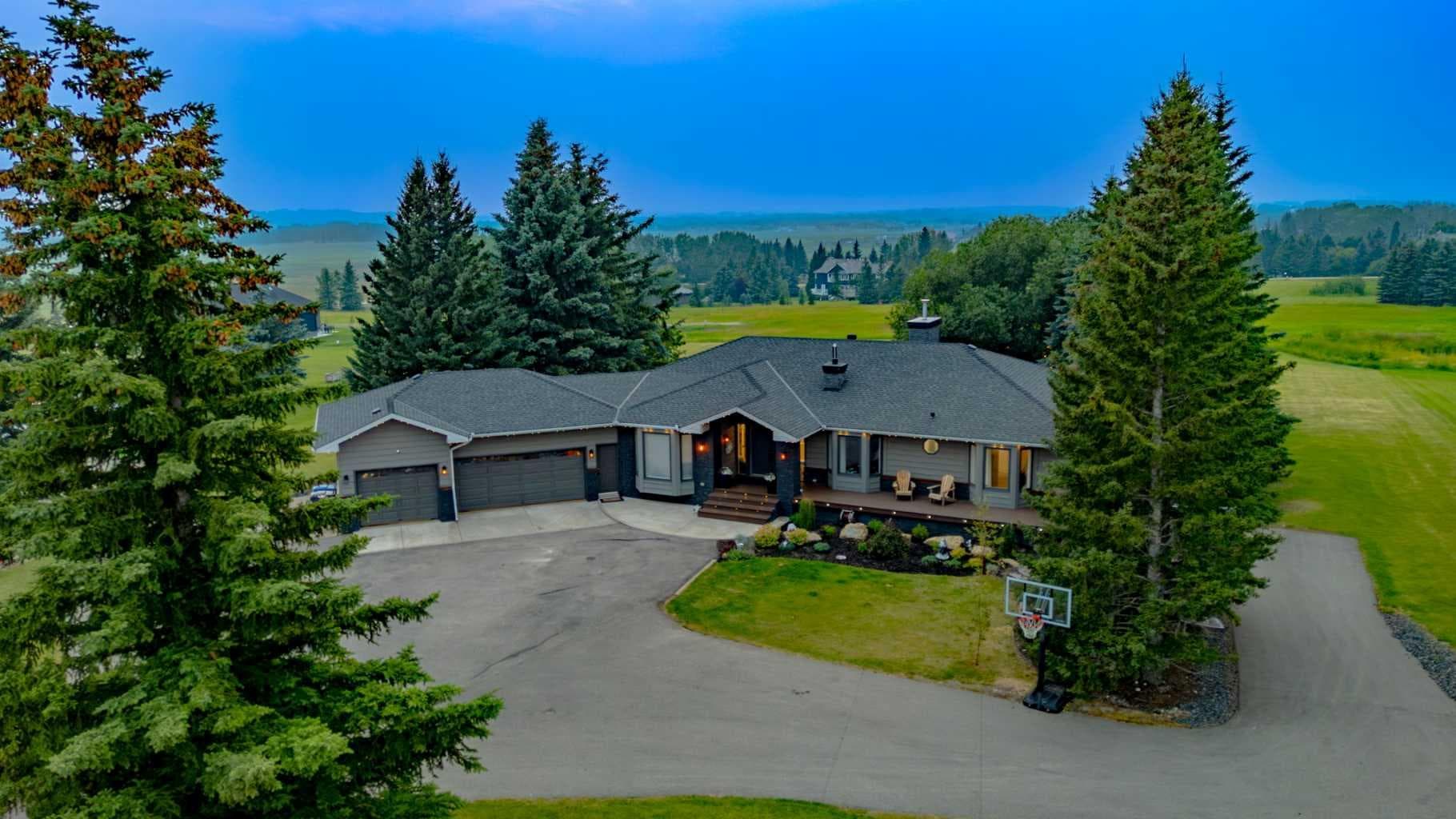 31 Rosewood Drive SW — photo 2
