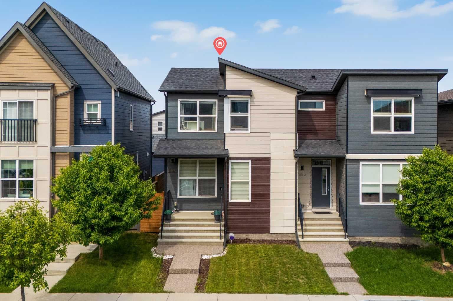 867 Walgrove Boulevard SE — photo 1