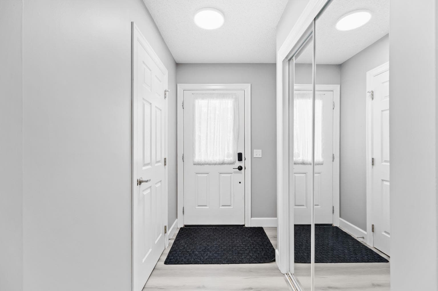 52 Windstone Green SW — photo 3
