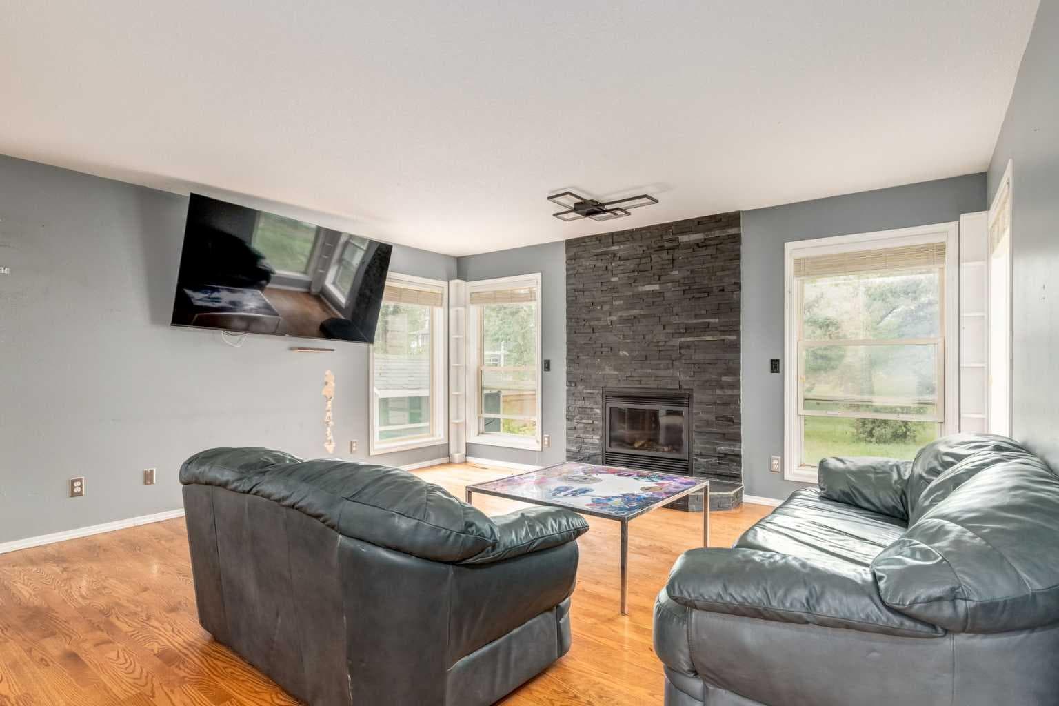 115 Newton Street NW — photo 3
