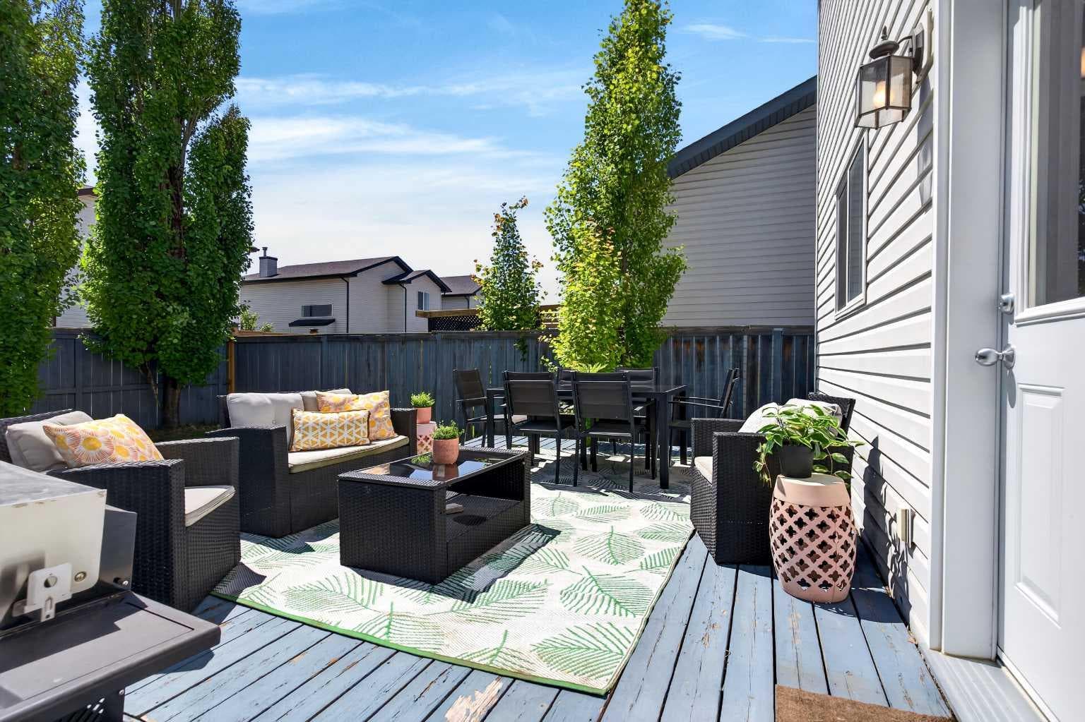 66 Canoe Close SW — photo 4