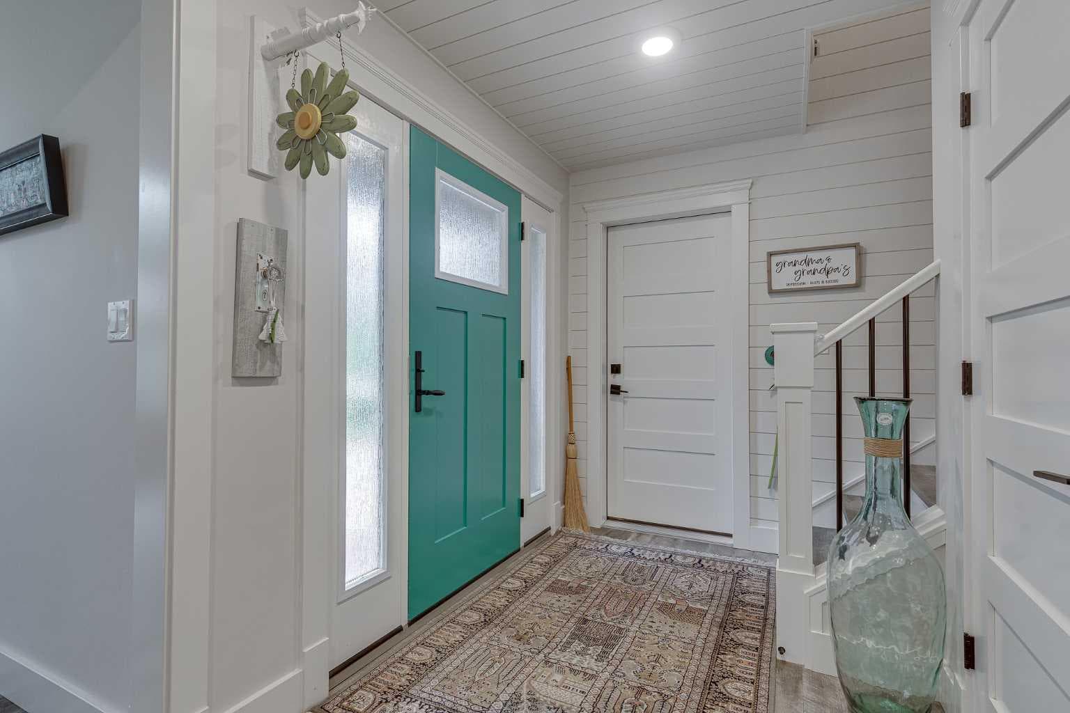 111 Selkirk Boulevard — photo 3
