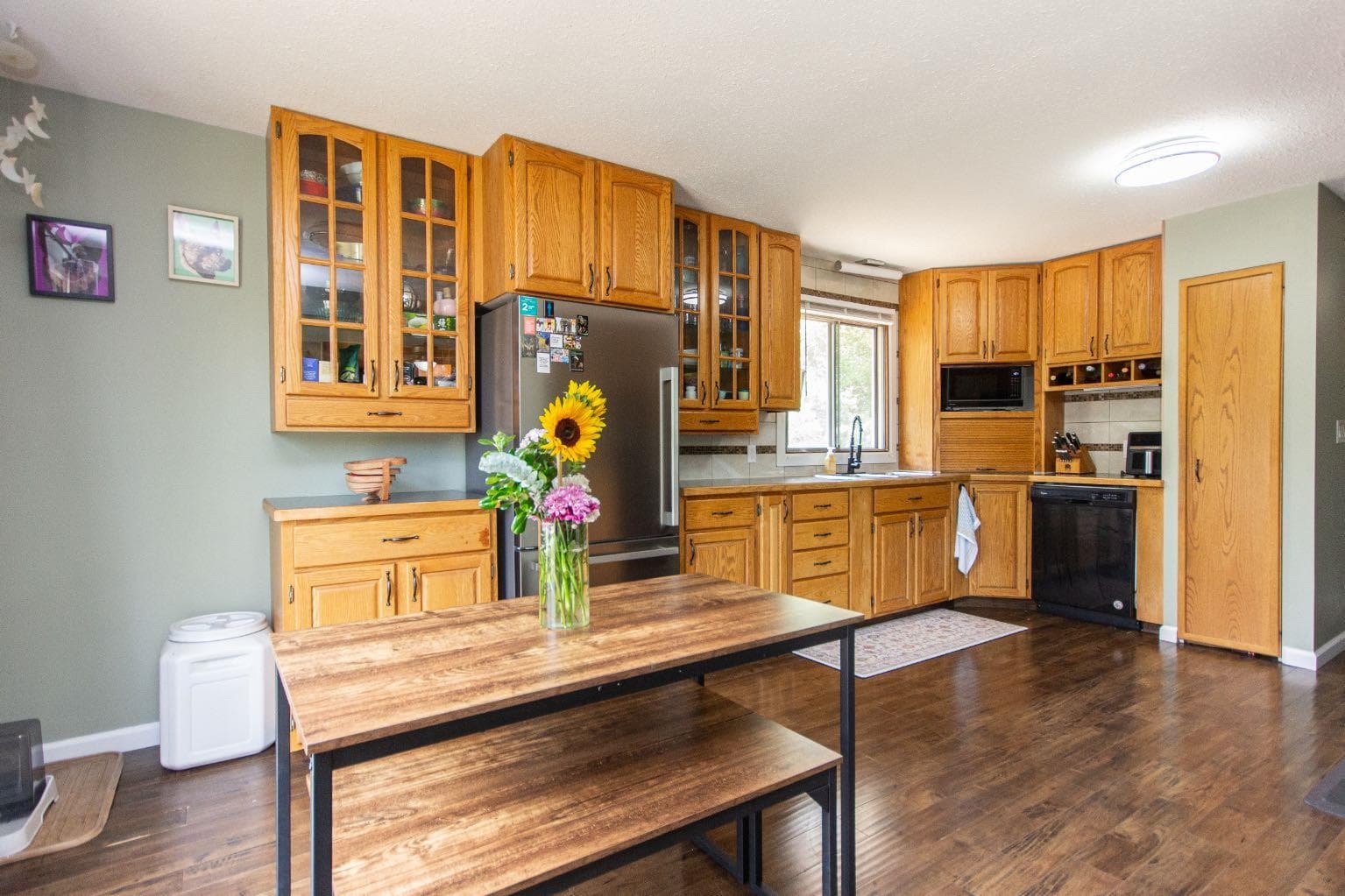 6308 61 Avenue — photo 3