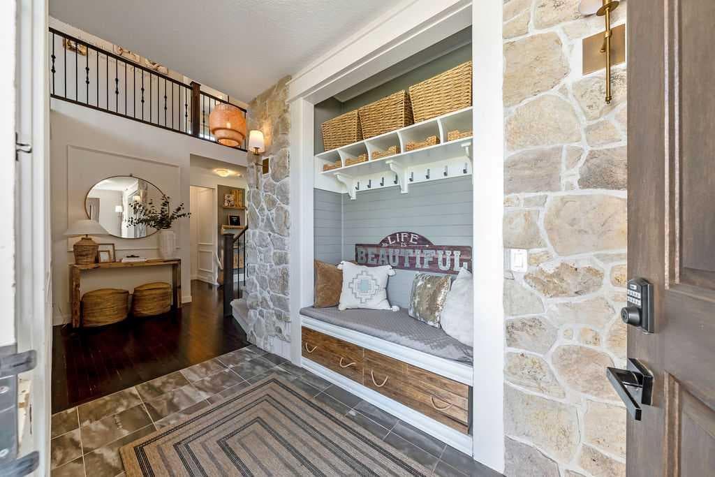 148 Rainbow Falls Glen — photo 3