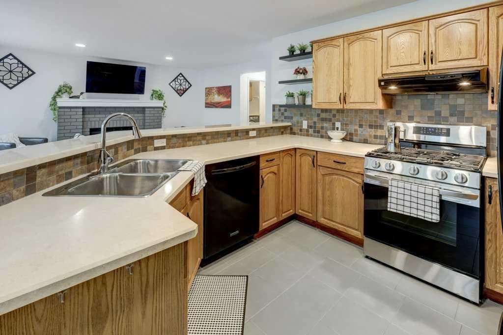 64 Santana Hill NW — photo 3