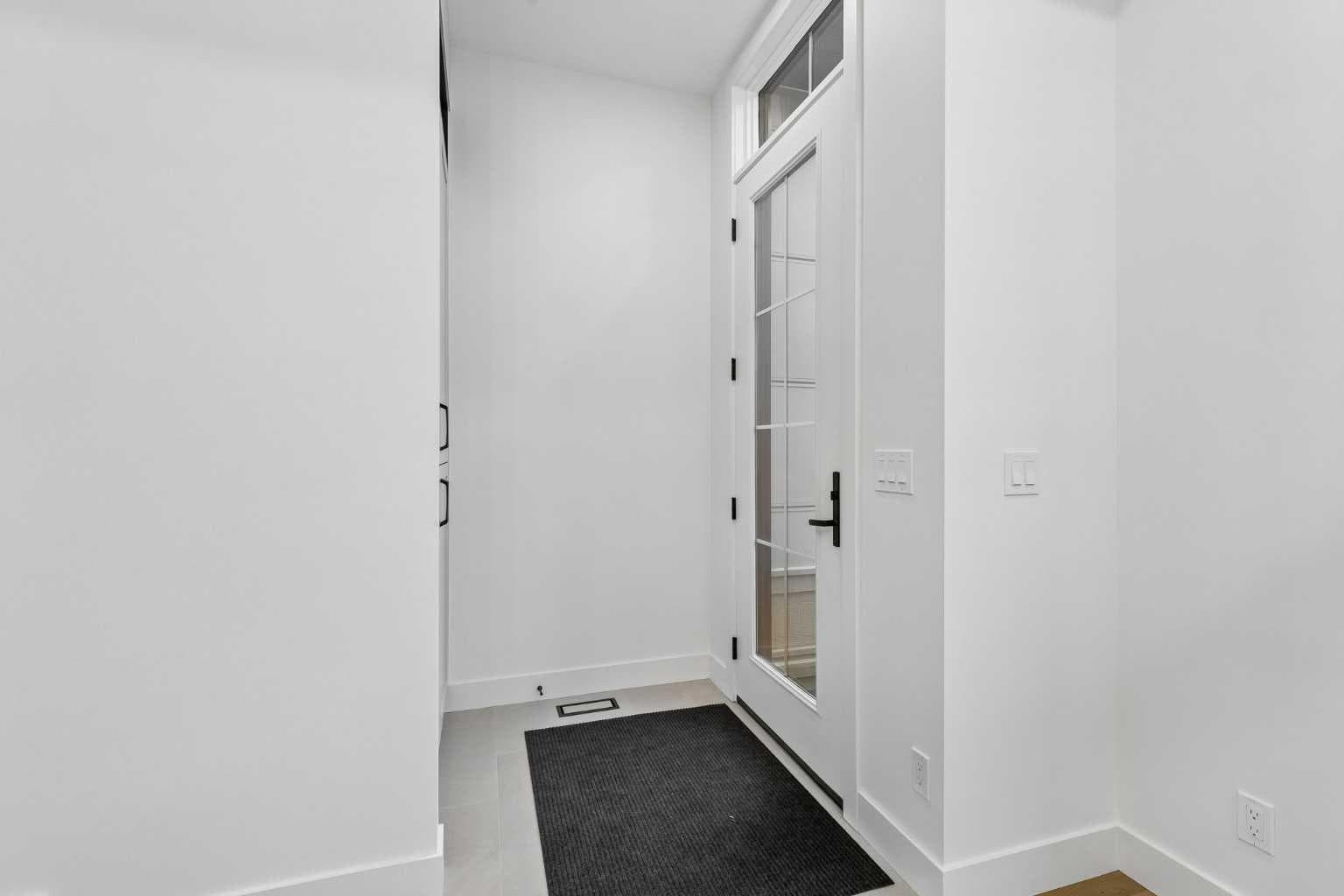 1810 19 Avenue NW — photo 5