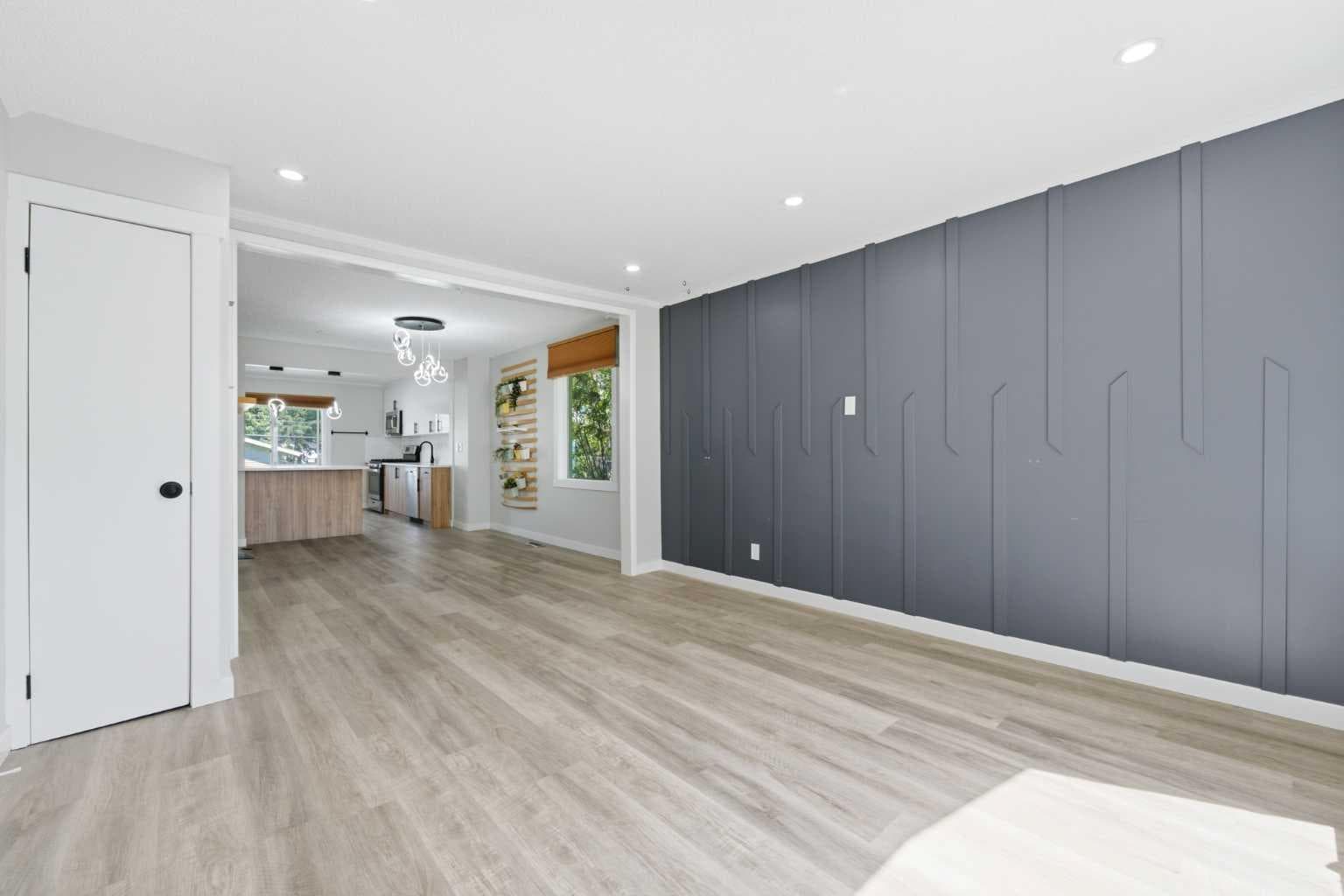 4608 70 Street NW — photo 5