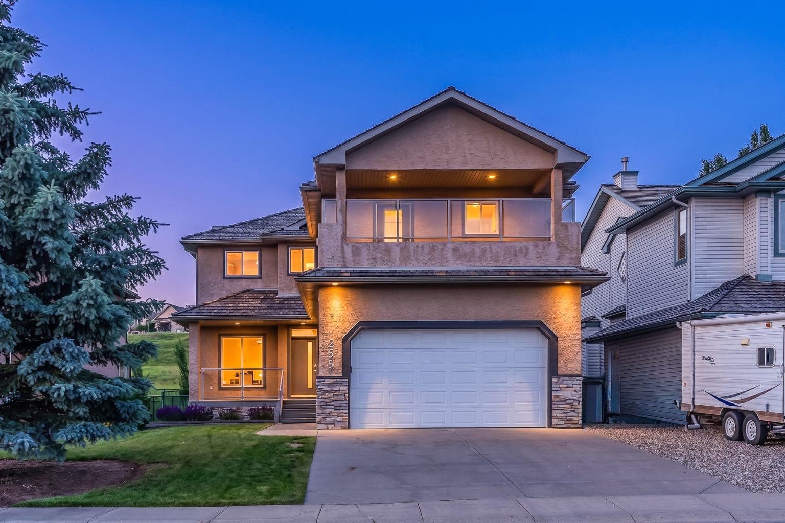 255 Gleneagles View — photo 1