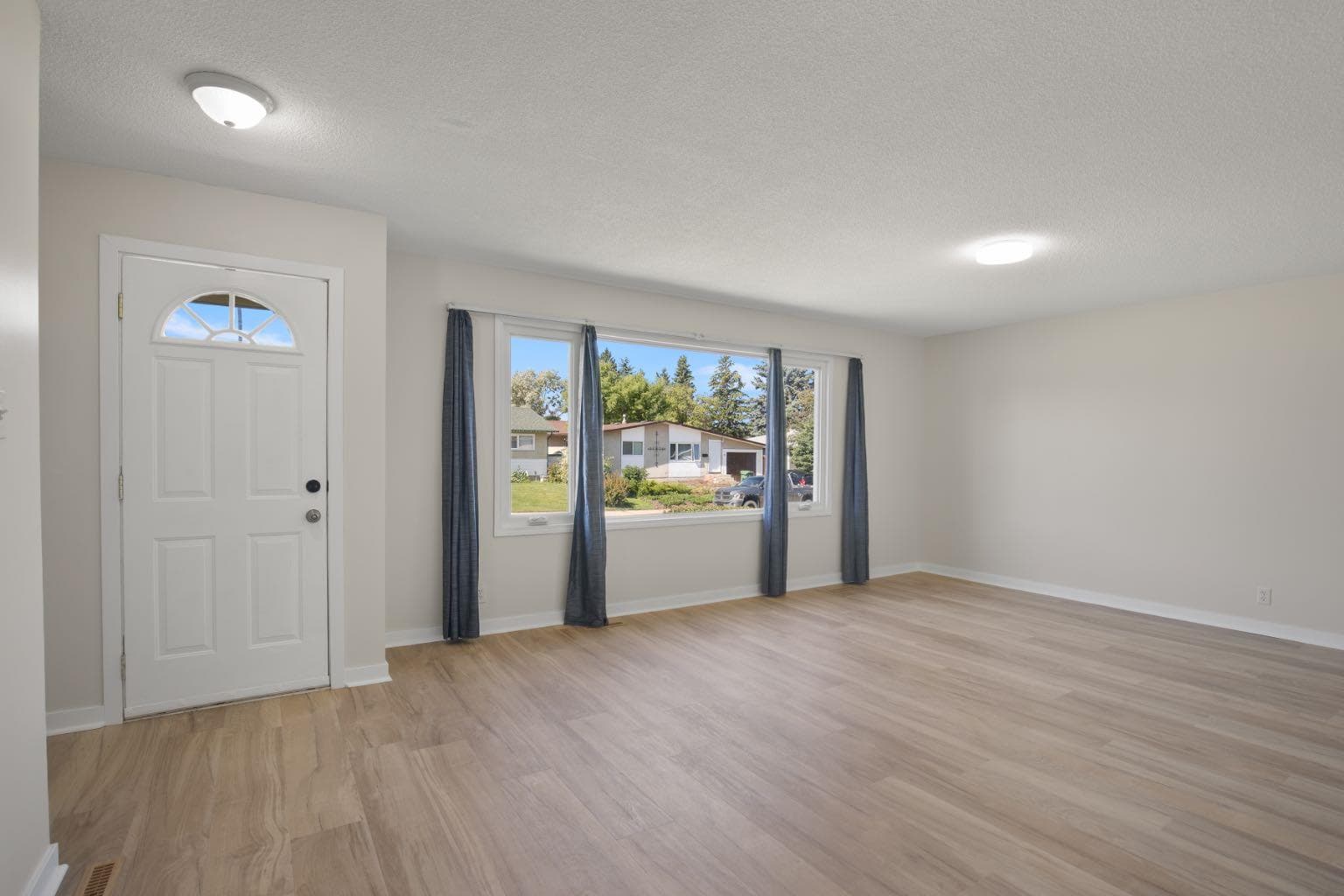 11 Oxbow Street — photo 5