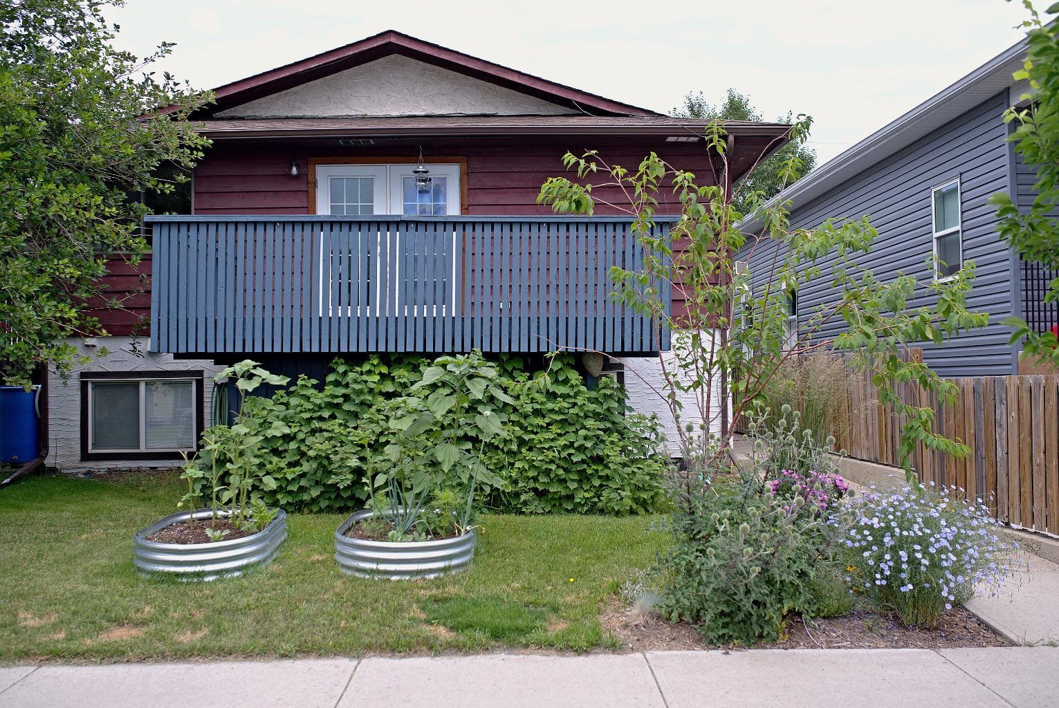 8, 50 8 Avenue — photo 1