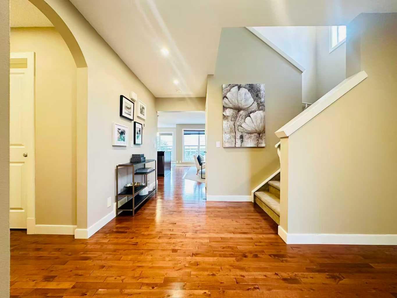 29 Everhollow Rise SW — photo 3