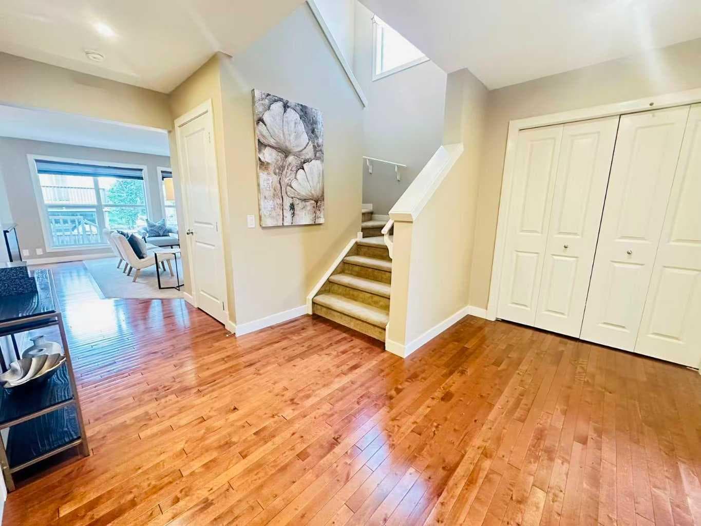 29 Everhollow Rise SW — photo 4