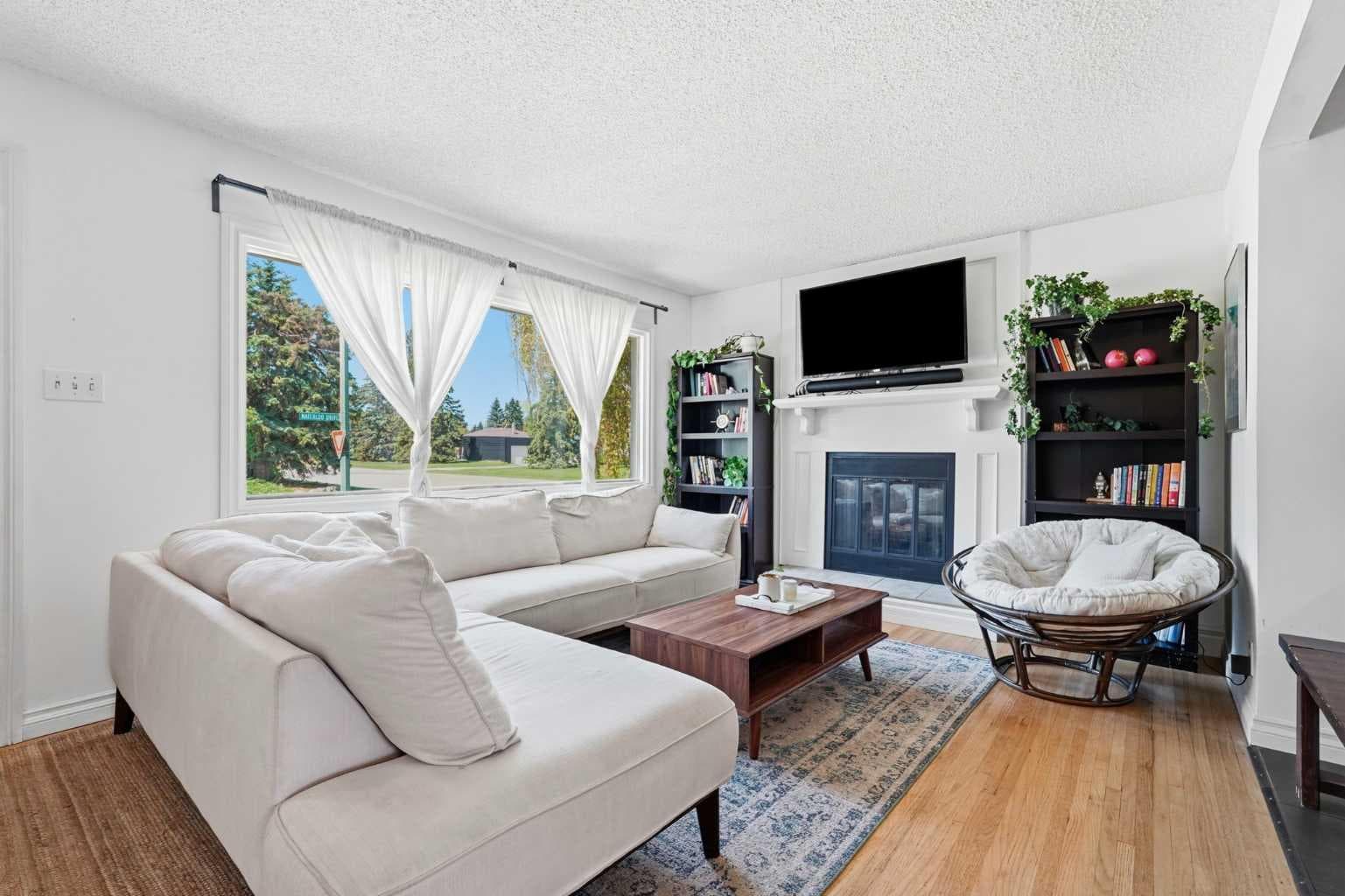 96 Waterloo Drive SW — photo 4
