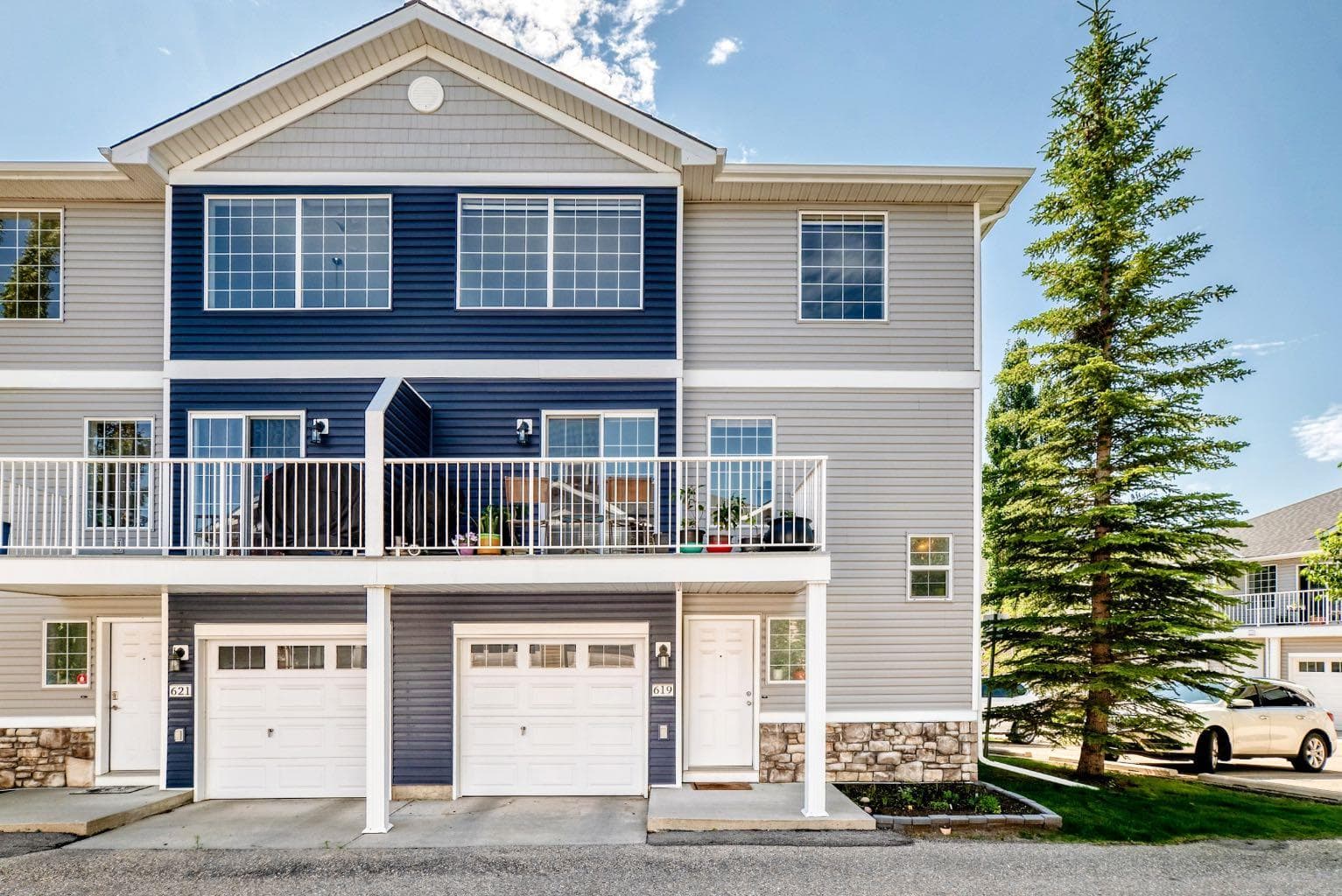 619 Country Village Cape NE — photo 1