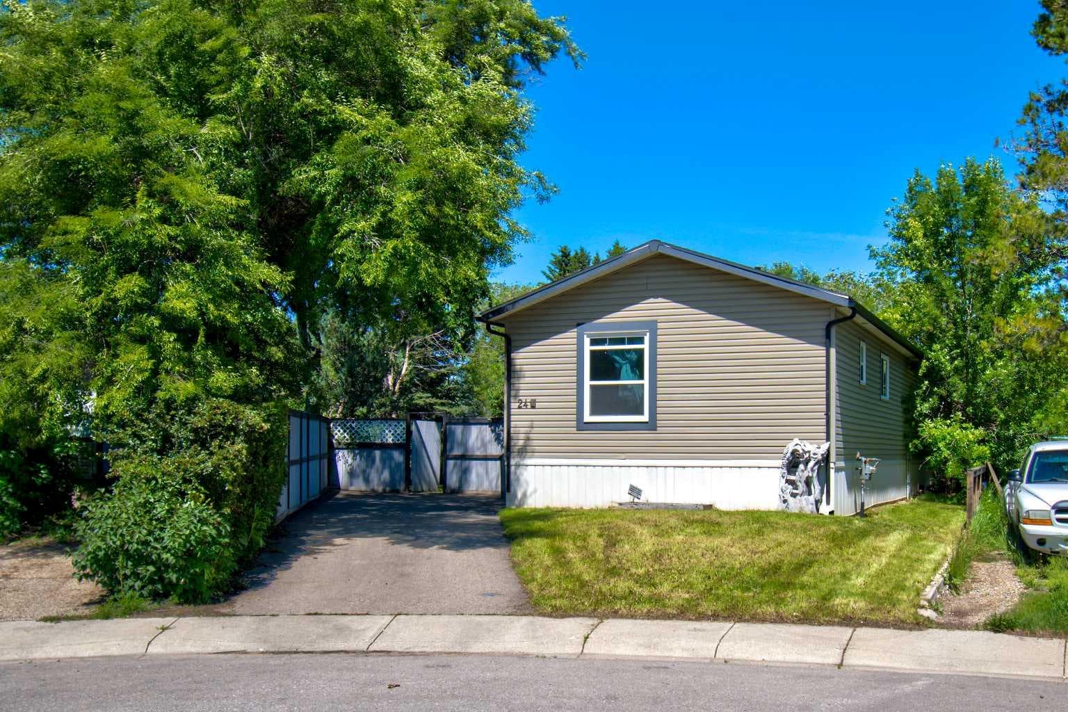 24 Spring Dale Court SE — photo 1
