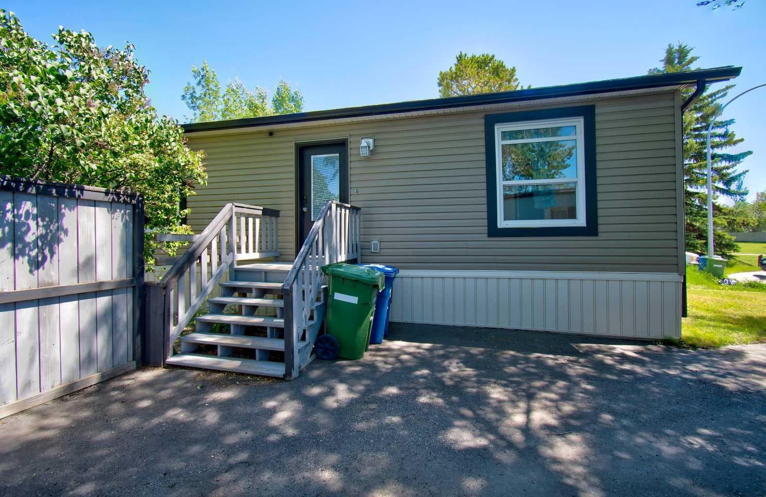 24 Spring Dale Court SE — photo 2