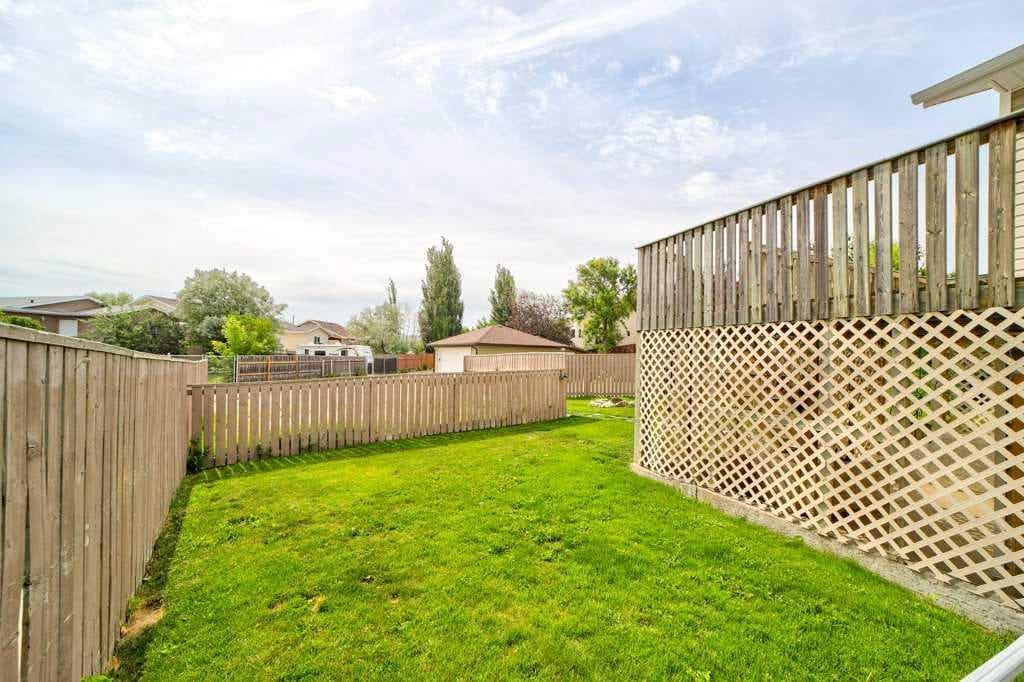 187 Cowichan Court W — photo 3